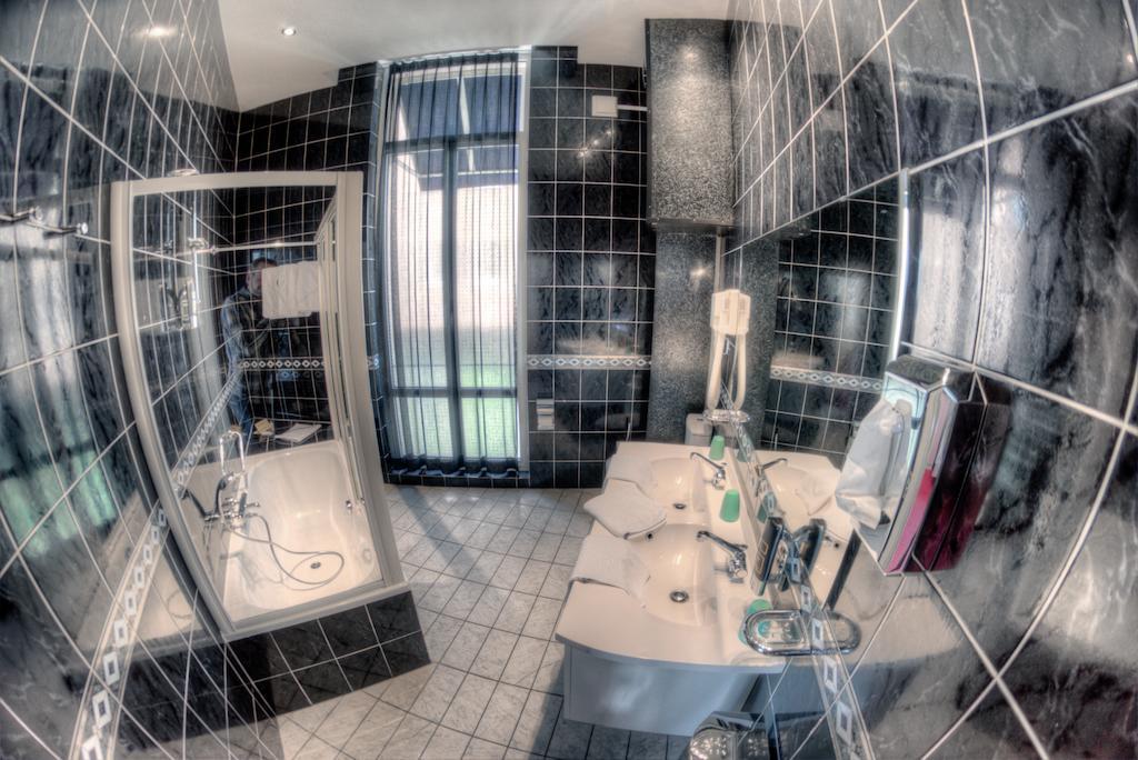 Hotel Antigone Anvers Extérieur photo